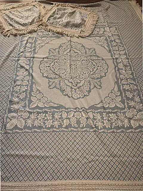 Vtg JCPenney Blue Cream Jacquard Bedspread Set 96x112 Queen King Shams Cottage